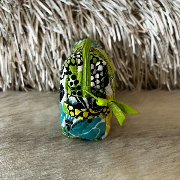 VERA BRADLEY Limes Up 2012 Medium Zip Cosmetic Case Green Yellow Floral Travel - Picture 3 of 10